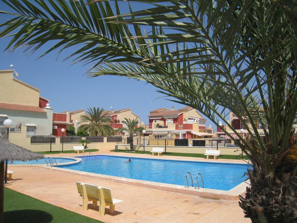 Bungalow Altos De La Bahia Torrevieja Pokój zdjęcie